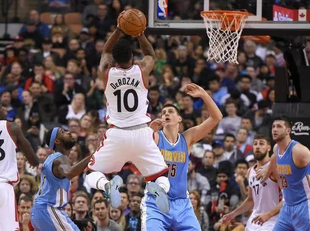 多次传球失 多次传球失