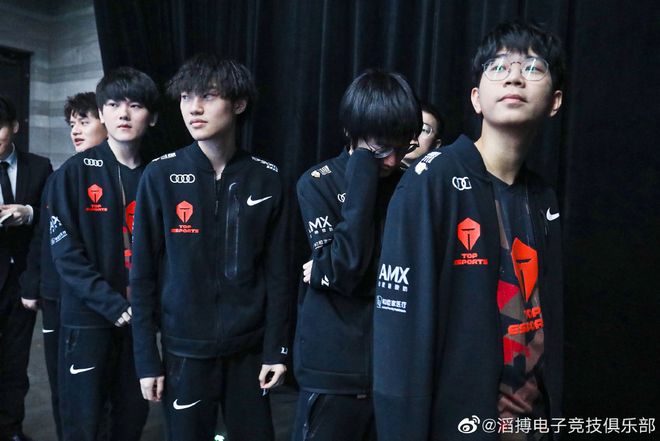 也是对未来 也是对未来